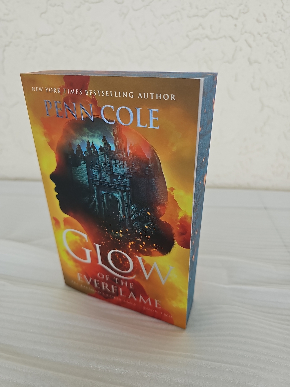 Glow of the Everflame: The Kindred's Curse Book Two Paperback Sprayed Edges